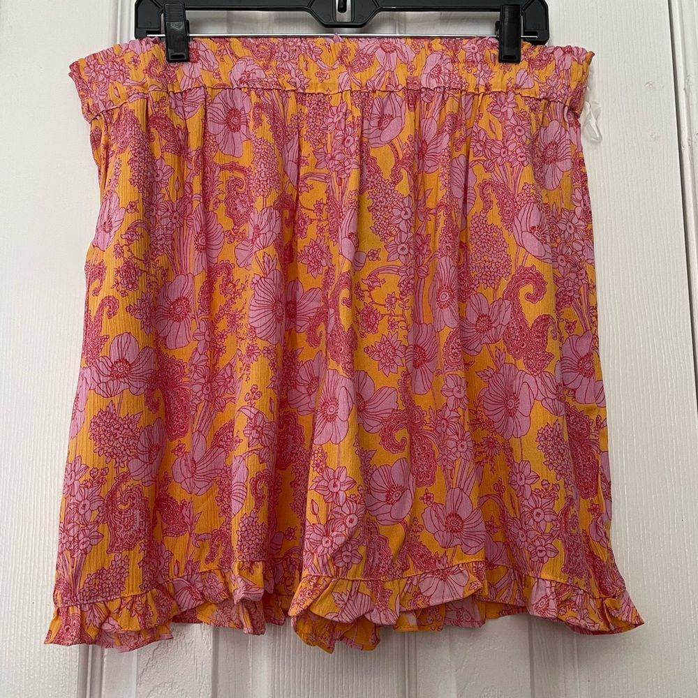 ROMANTIC GYPSY Plus Flutter Trim Smocked Shorts in Marigold Size 2X NEW - Picture 7 of 14